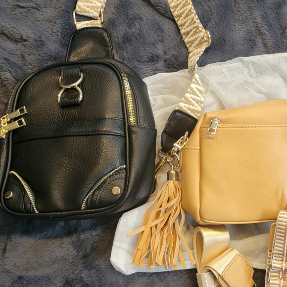 2 Bags - Picture 2 of 10